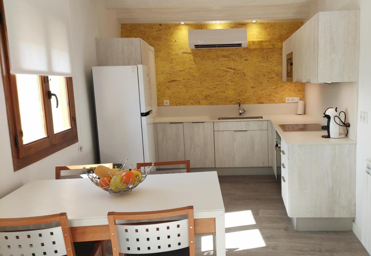 Apartaments Rurals Cal Parro, Batea 外观 照片